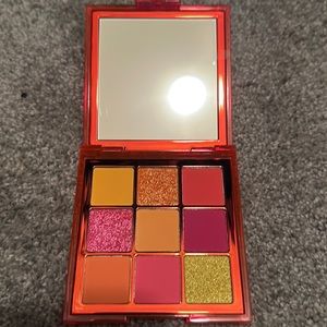 Huda beauty Neon palette brand new